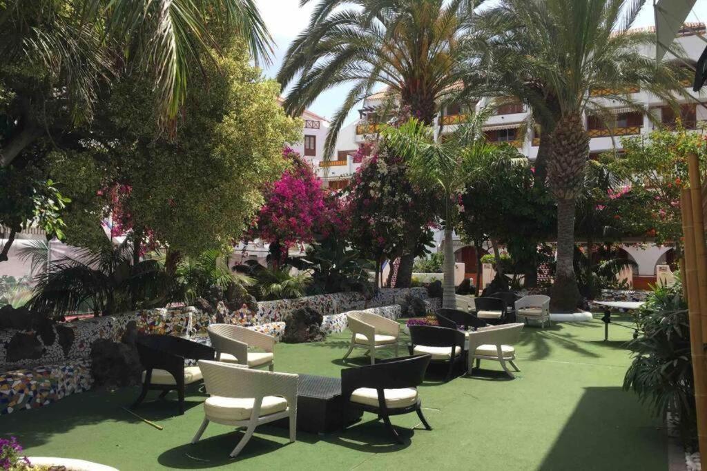 Villas And Apartments In A Popular Complex Playa de las Americas  Exteriér fotografie