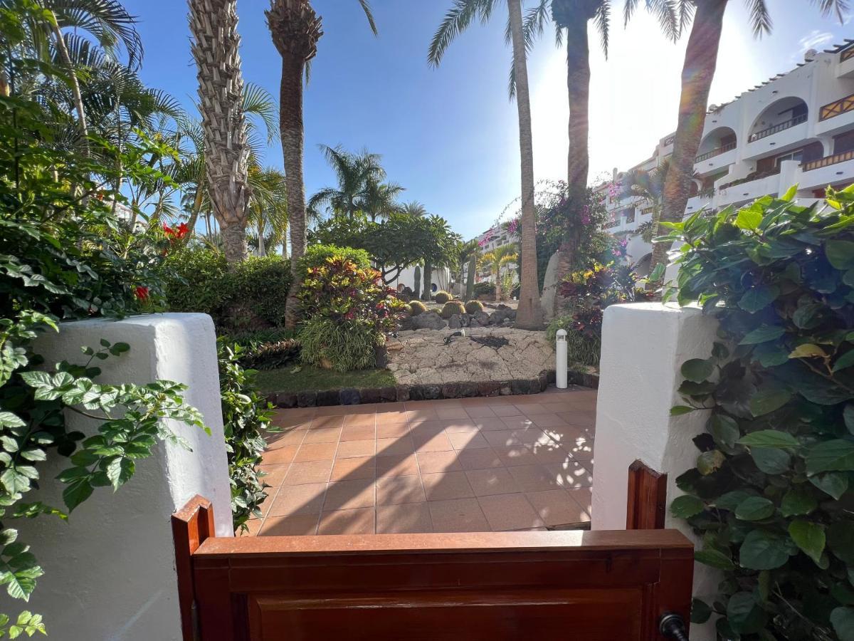 Villas And Apartments In A Popular Complex Playa de las Americas  Exteriér fotografie