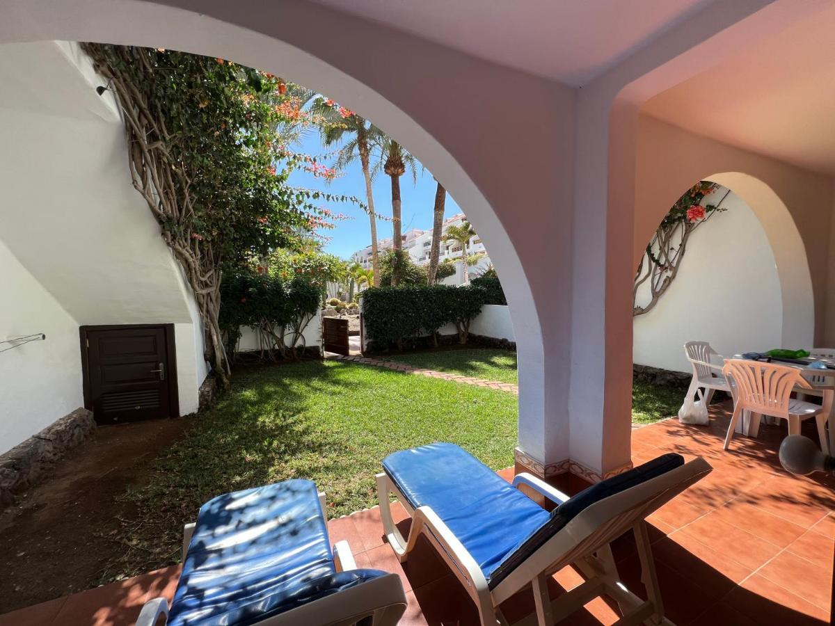 Villas And Apartments In A Popular Complex Playa de las Americas  Exteriér fotografie